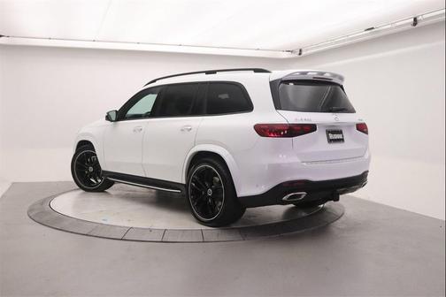 2026 Mercedes-Benz GLS 580 4MATIC