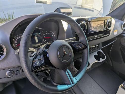 2025 Mercedes-Benz Sprinter 2500 High Roof 4-Cyl Diesel HO Select