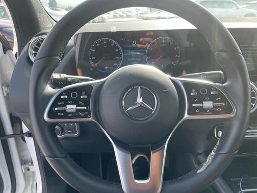 Polar White 2023 Mercedes-Benz GLA 250 Base