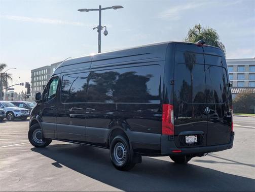 2024 Mercedes-Benz Sprinter 2500 High Roof 4-Cyl Diesel