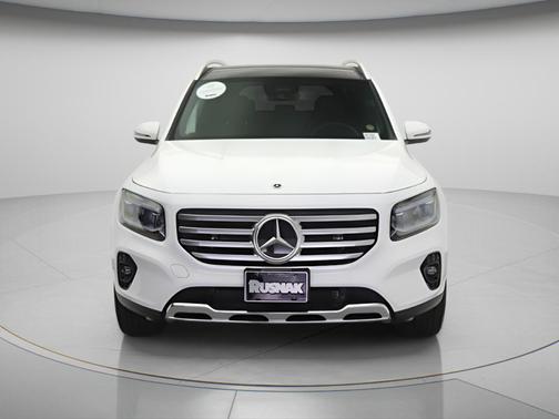 Polar White 2026 Mercedes-Benz GLB 250 Base