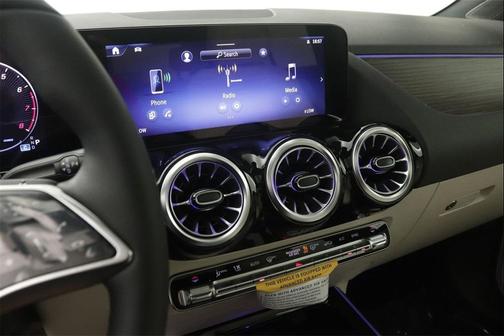 2026 Mercedes-Benz GLA 250 4MATIC