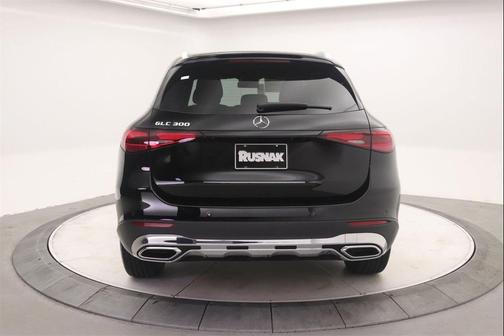 2026 Mercedes-Benz GLC 300 Base