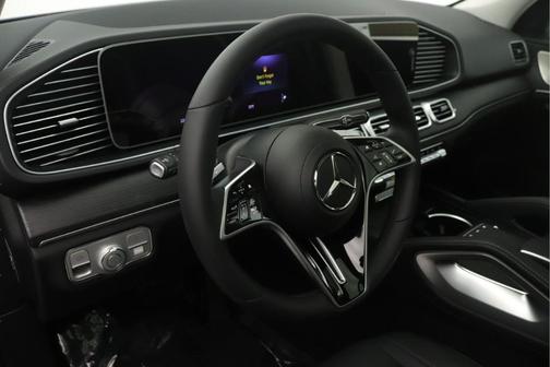 2956 / MANUFAKTUR 2026 Mercedes-Benz GLE 450 4MATIC
