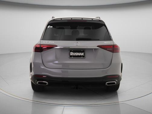 2956 / MANUFAKTUR 2026 Mercedes-Benz GLE 450 4MATIC