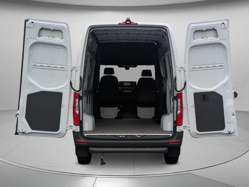 2026 Mercedes-Benz Sprinter 2500 Standard Roof