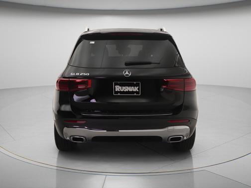 Black 2026 Mercedes-Benz GLB 250 Base