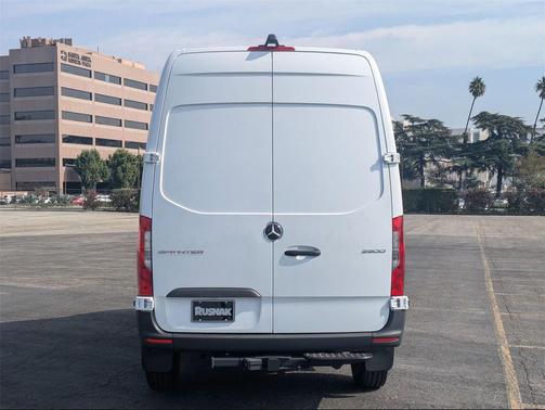 2025 Mercedes-Benz Sprinter 2500 Standard Roof