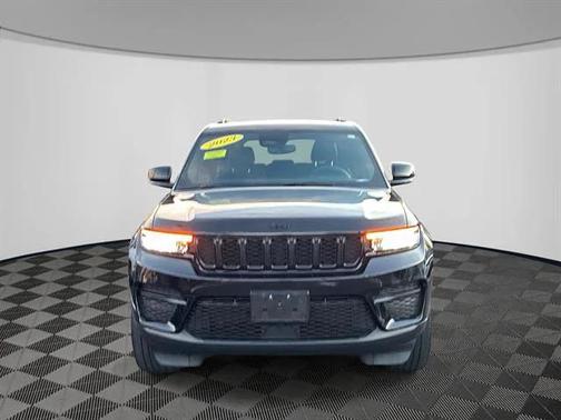 2023 Jeep Grand Cherokee Altitude 4x4