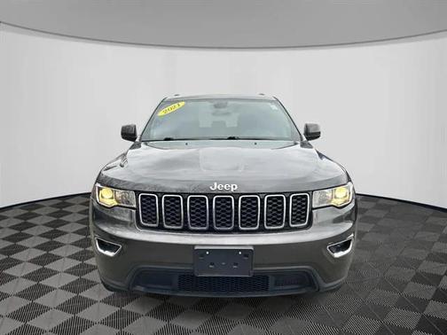 2021 Jeep Grand Cherokee Laredo E 4x4