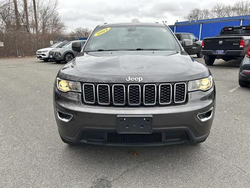 2021 Jeep Grand Cherokee Laredo E 4x4