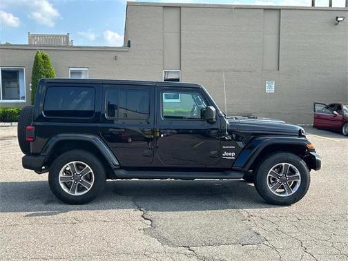 2021 Jeep Wrangler Unlimited Sahara 4x4