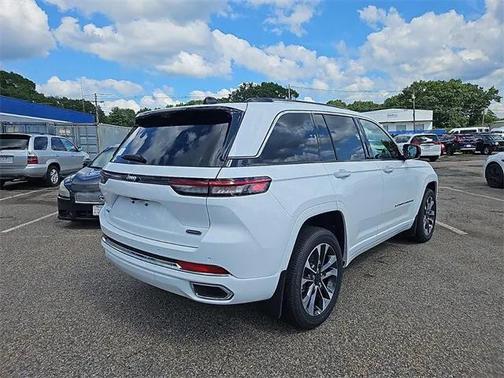 2023 Jeep Grand Cherokee 4xe Overland