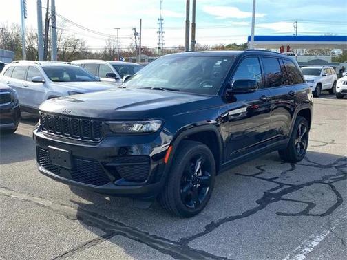 2023 Jeep Grand Cherokee Altitude 4x4