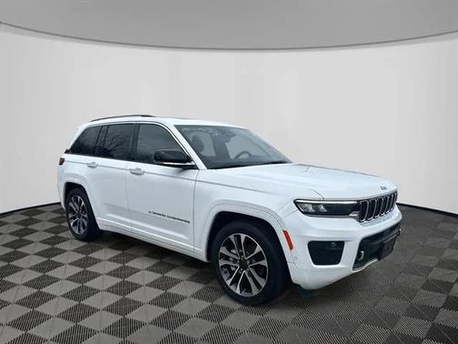 2023 Jeep Grand Cherokee Overland 4x4