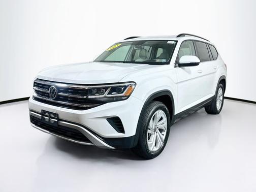 Pure White 2023 Volkswagen Atlas 3.6 SE w/ Technology
