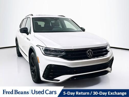2023 Volkswagen Tiguan 2.0T SE R-Line Black