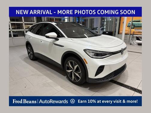 Opal White Pearl Effect 2023 Volkswagen ID.4 Pro S
