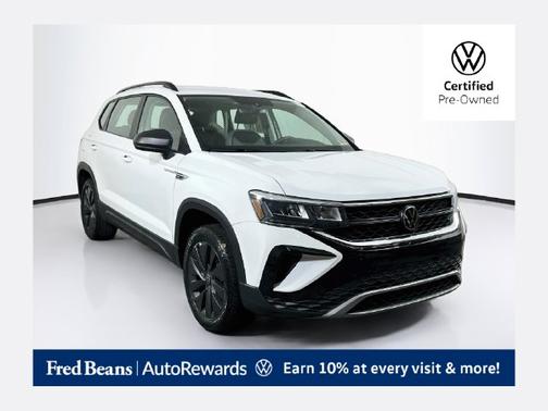 Pure White 2023 Volkswagen Taos 1.5T S