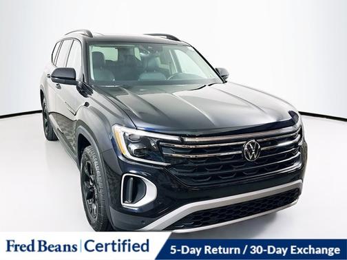2025 Volkswagen Atlas 2.0T Peak Edition