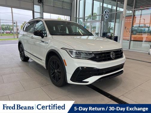 2022 Volkswagen Tiguan 2.0T SE R-Line Black