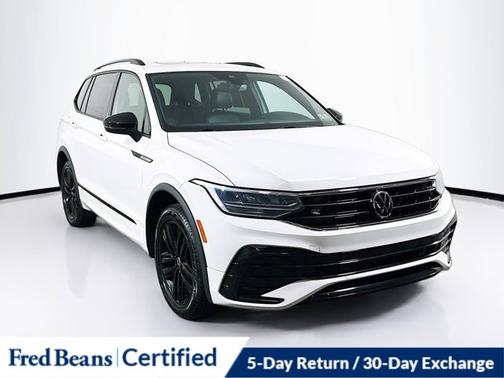 2022 Volkswagen Tiguan 2.0T SE R-Line Black
