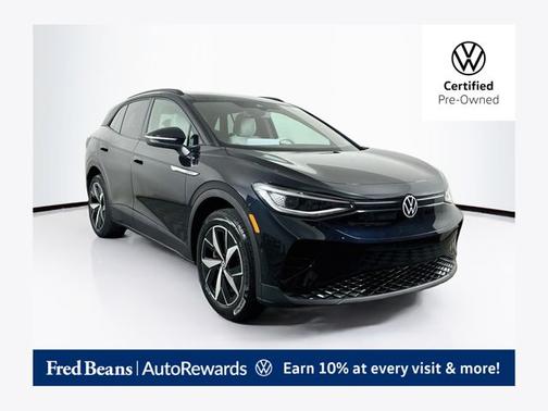 Deep Black Pearl Effect 2023 Volkswagen ID.4 Pro S