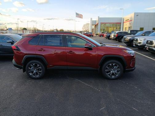 2025 Toyota RAV4 Hybrid XLE Premium