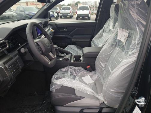 2025 Toyota Tacoma TRD Off Road