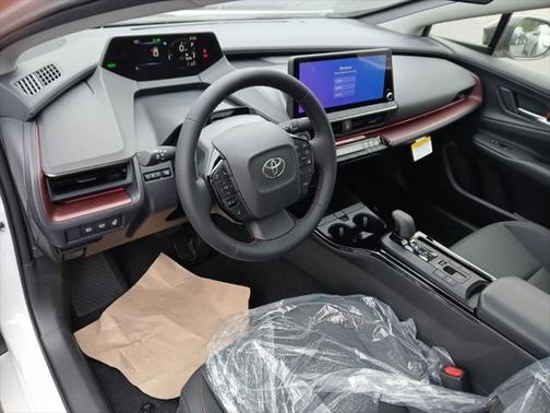 2025 Toyota Prius L