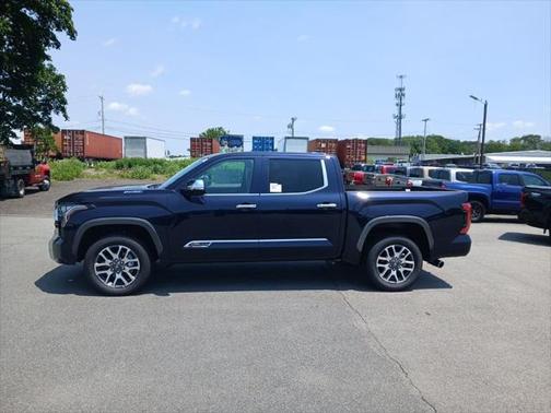 2025 Toyota Tundra Hybrid 1794 Edition