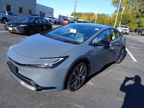 2026 Toyota Prius XLE