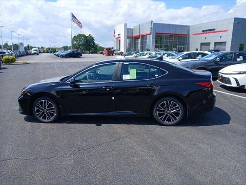 2025 Toyota Camry XLE