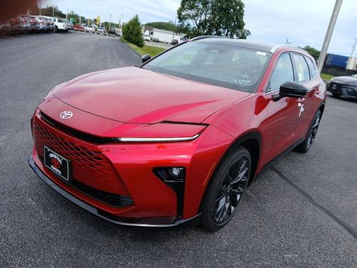 2025 Toyota Crown Signia Limited