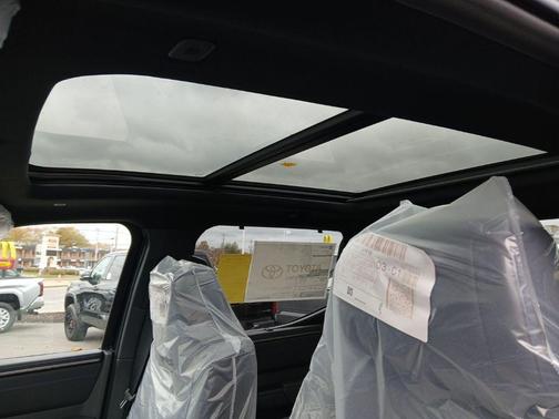 2026 Toyota Tundra Hybrid Platinum