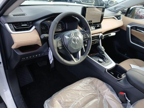 2025 Toyota RAV4 Limited