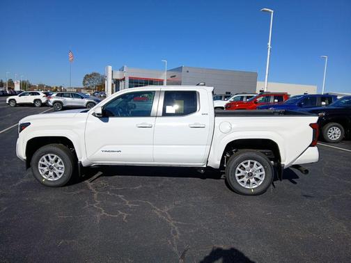 2025 Toyota Tacoma SR5