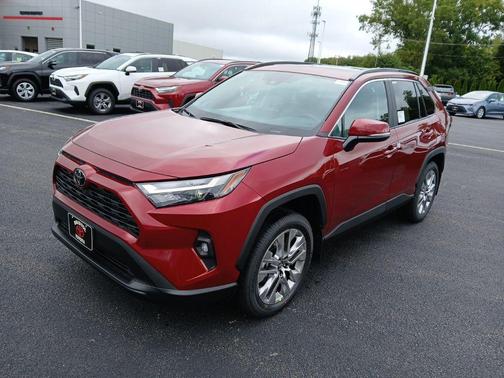 2025 Toyota RAV4 XLE Premium