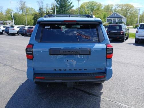 2025 Toyota 4Runner TRD Off Road