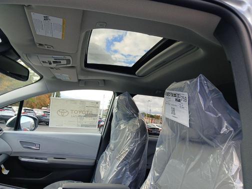 2025 Toyota Sienna XLE 7 Passenger