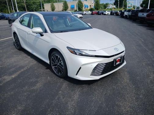 2025 Toyota Camry XLE