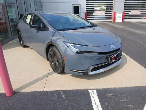 2025 Toyota Prius L