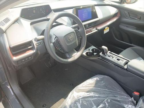 2025 Toyota Prius L