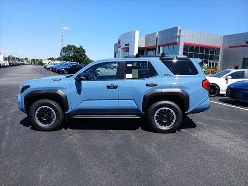 2025 Toyota 4Runner TRD Off Road