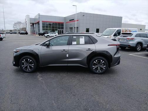 2025 Toyota bZ4X XLE