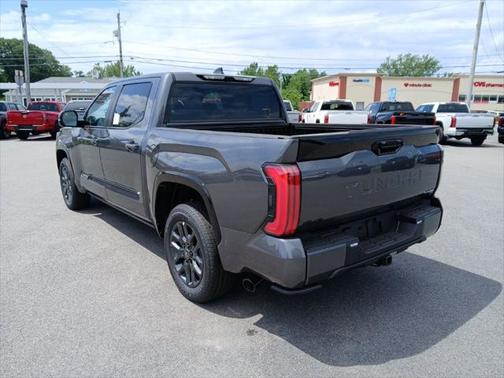 2025 Toyota Tundra Hybrid Platinum