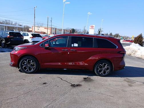 2026 Toyota Sienna Platinum