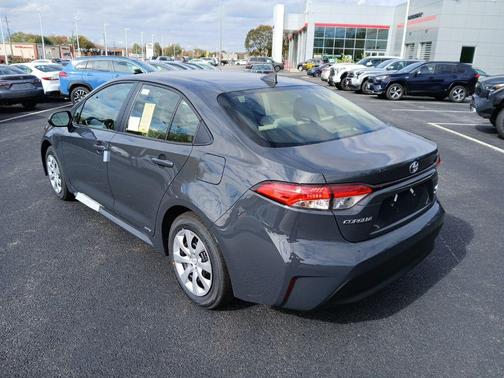 2026 Toyota Corolla Hybrid LE