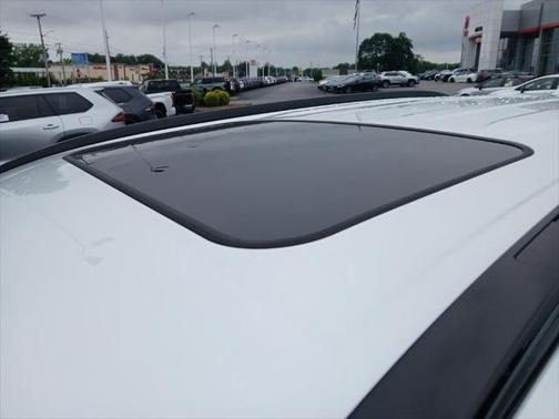 2025 Toyota RAV4 Hybrid XLE Premium