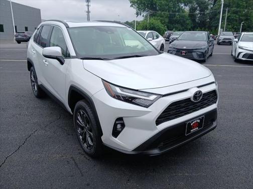 2025 Toyota RAV4 Hybrid XLE Premium